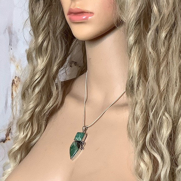 🌺 CHRYSOPRASE NECKLACE GEMSTONE FOREST GREEN CRYSTAL PENDANT CELTIC WITCH VIXEN - Picture 2 of 10